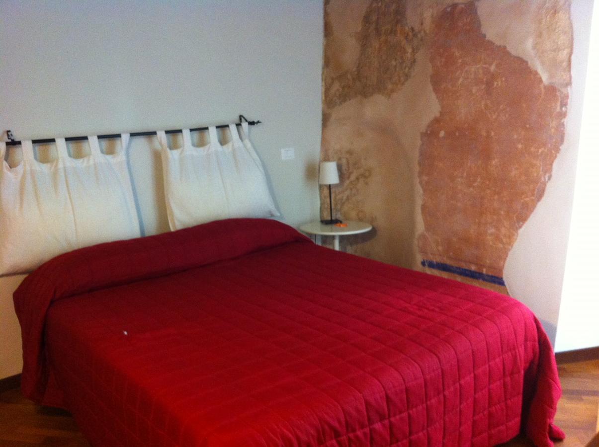 B&B Vicolo Vecchio Terracine Extérieur photo