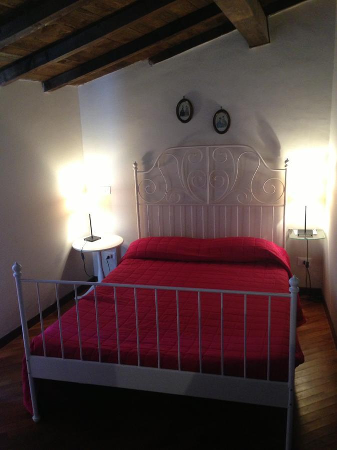 B&B Vicolo Vecchio Terracine Extérieur photo